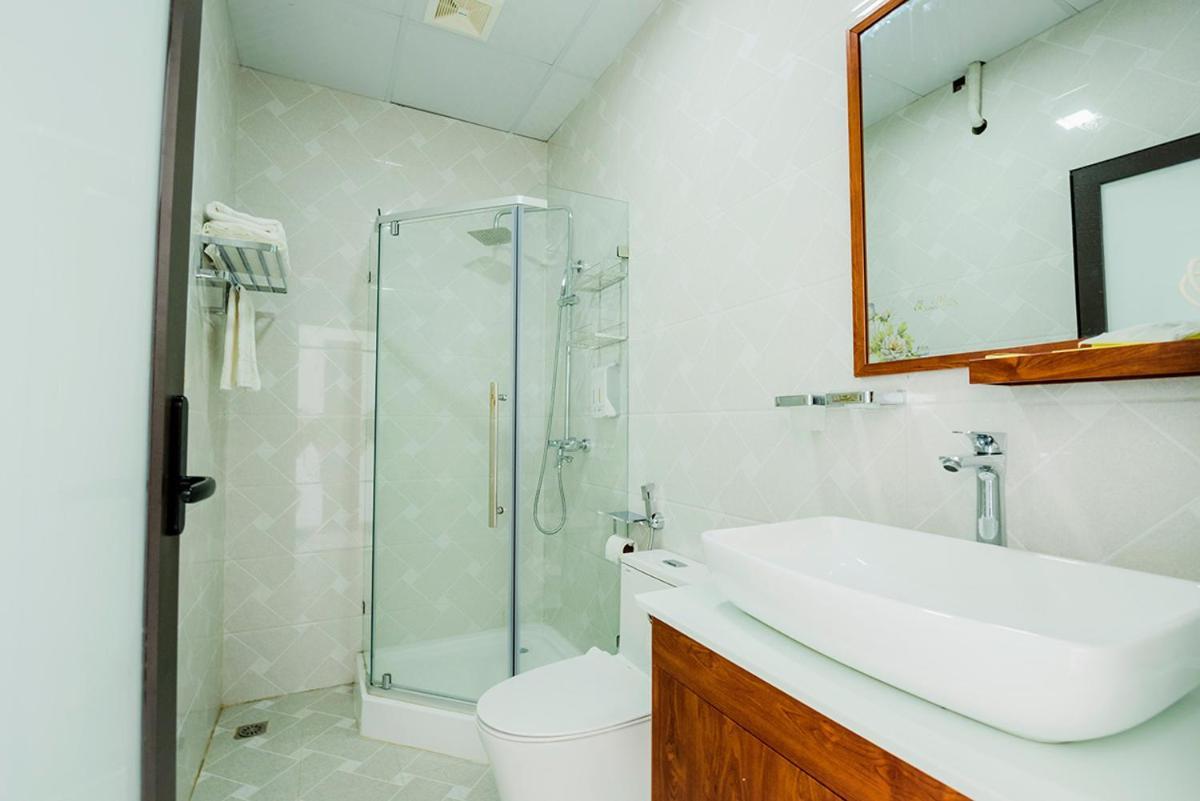 Quang Tung Hotel Dong Khe Sau Eksteriør bilde